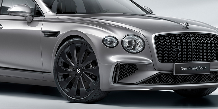 Bentley Tallinn New Bentley Flying Spur sedan front bonnet in Silverlake paint with Black Specification with black ten spoke wheel, black matrix grille and black exterior details